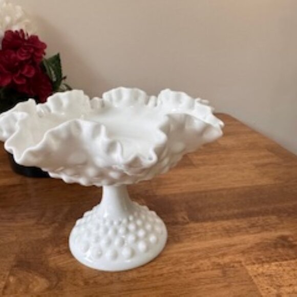 Fenton Hobnail Milk Glass Pedestal Bowl‎ Ruffled Edge Vintage Compote Vase - Picture 2 of 6